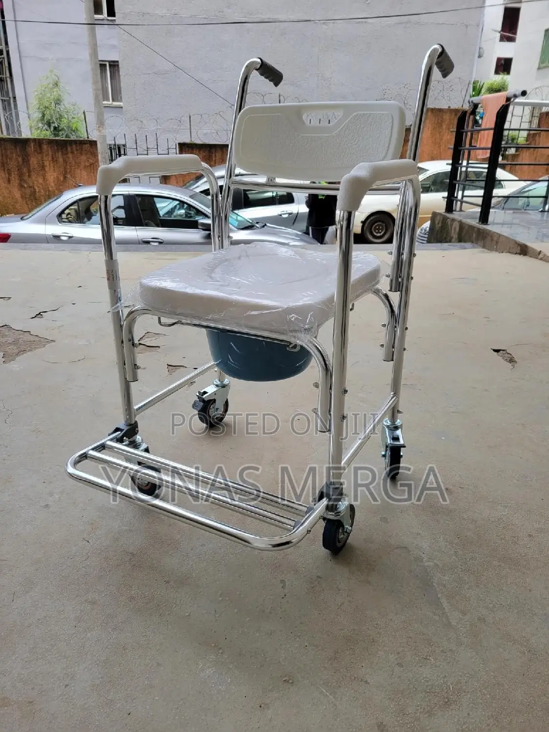 Commode Chair瓜嵅toilet Disable Toilet Seat卉wheelchair Price in Ethiopia