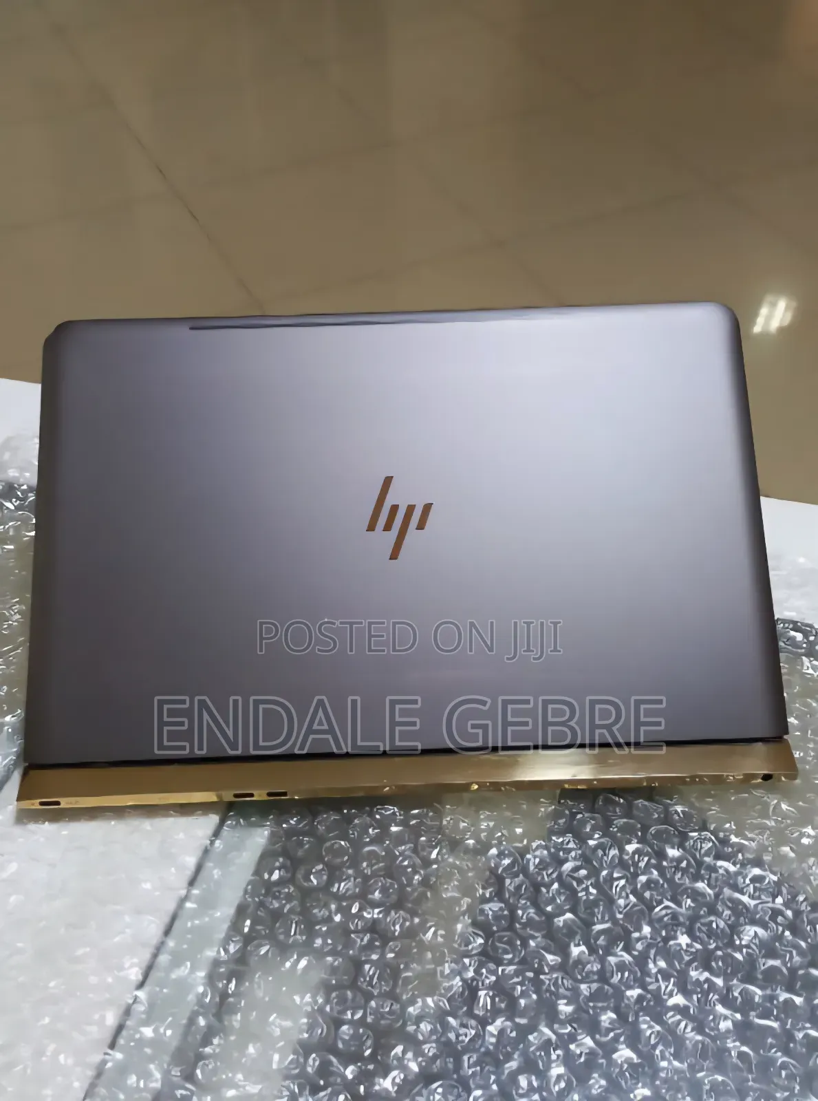 New Laptop HP Spectre 8GB Intel Core I7 SSD 256GB