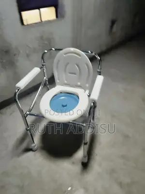 Commode Chair輩分toilet Chair重新brand New Commode Chair衼了commode Chair