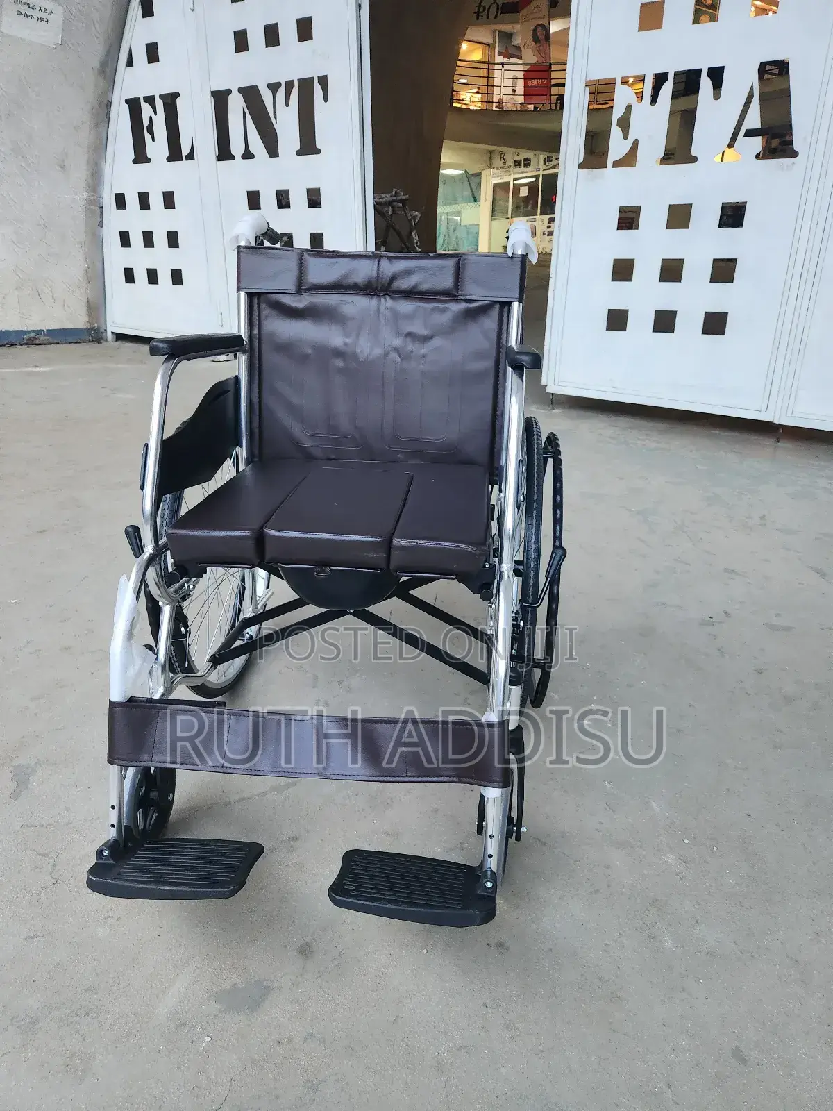 Wheelchair段落wheelchair L脢我wheelchair脂粉wheelchair同時wheelchair Commode