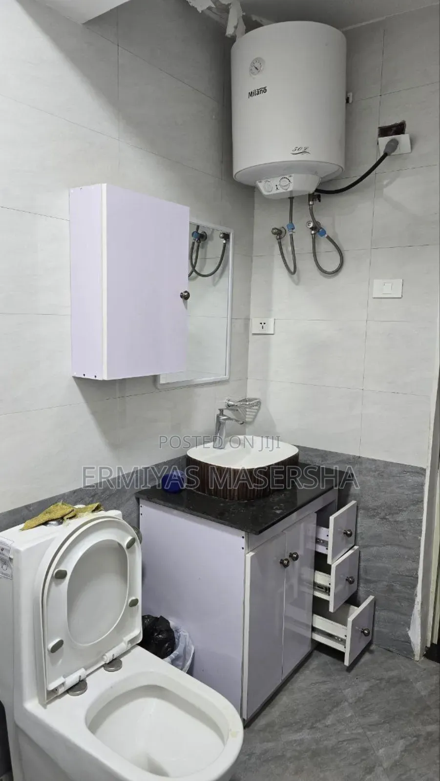 Furnished 3bdrm Apartment in Yeka for sale