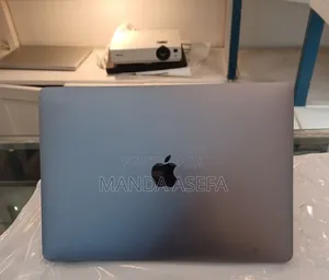 Photo - New Laptop Apple MacBook Pro 8GB Intel Core I5 SSD 256GB