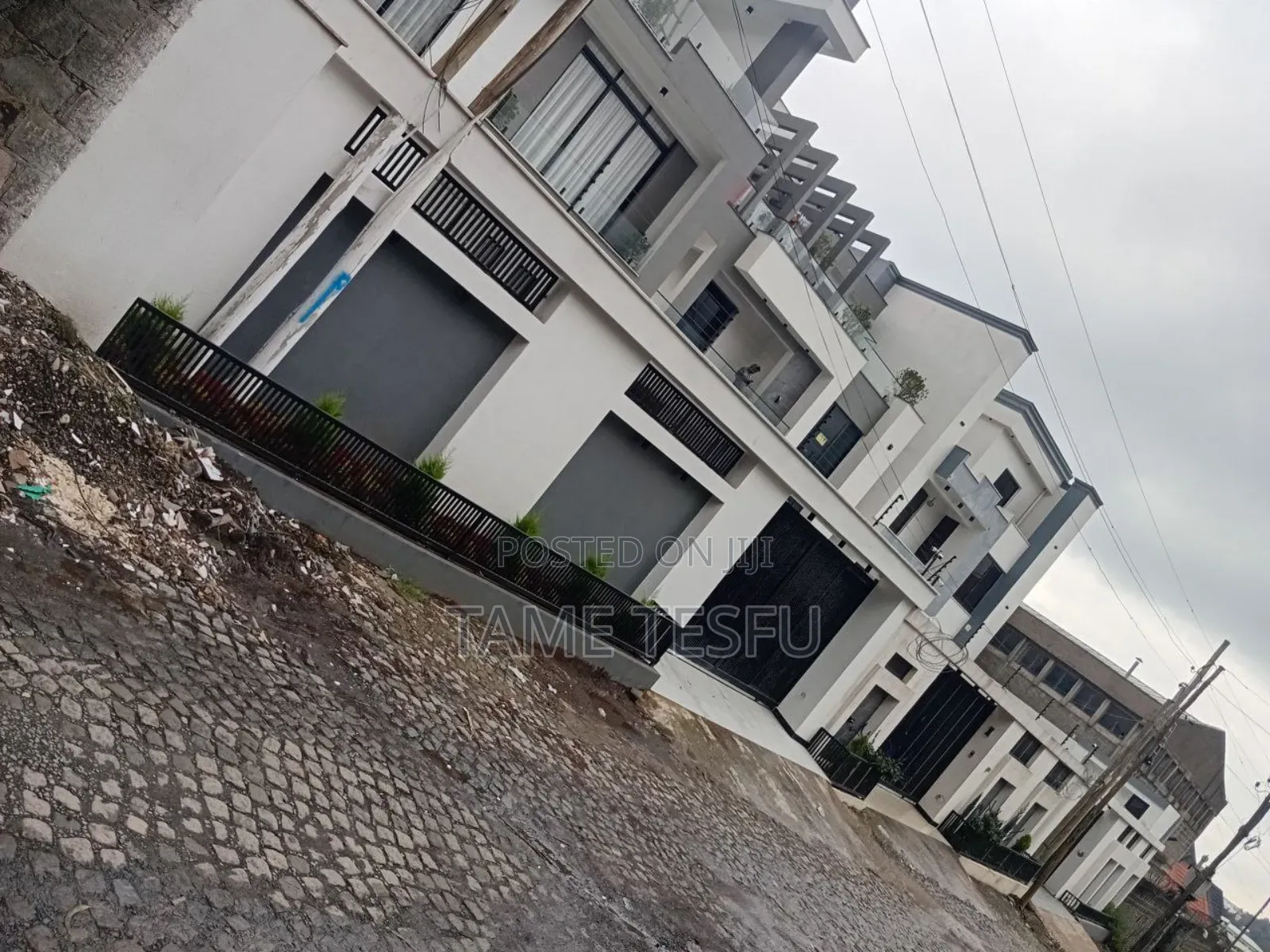 Furnished 8bdrm House in ሳህልተምህረት ወሰን መስመር, Yeka for sale