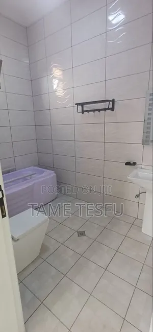 Furnished 3bdrm House in ሀያት ኮምፓዉንድ, Bole for sale