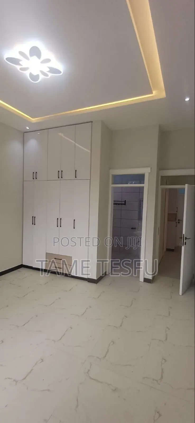 Furnished 3bdrm House in ሀያት ኮምፓዉንድ, Bole for sale