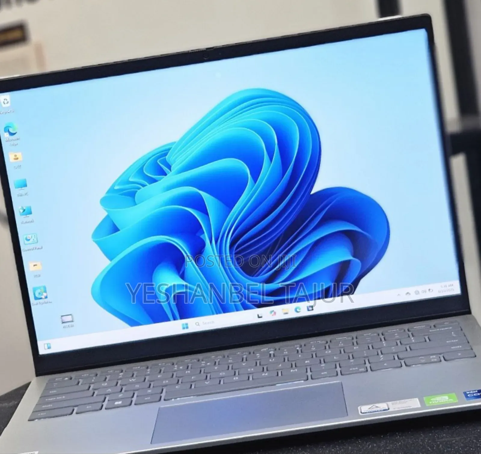 New Laptop Dell Inspiron 15 16GB Intel Core I7 SSD 512GB