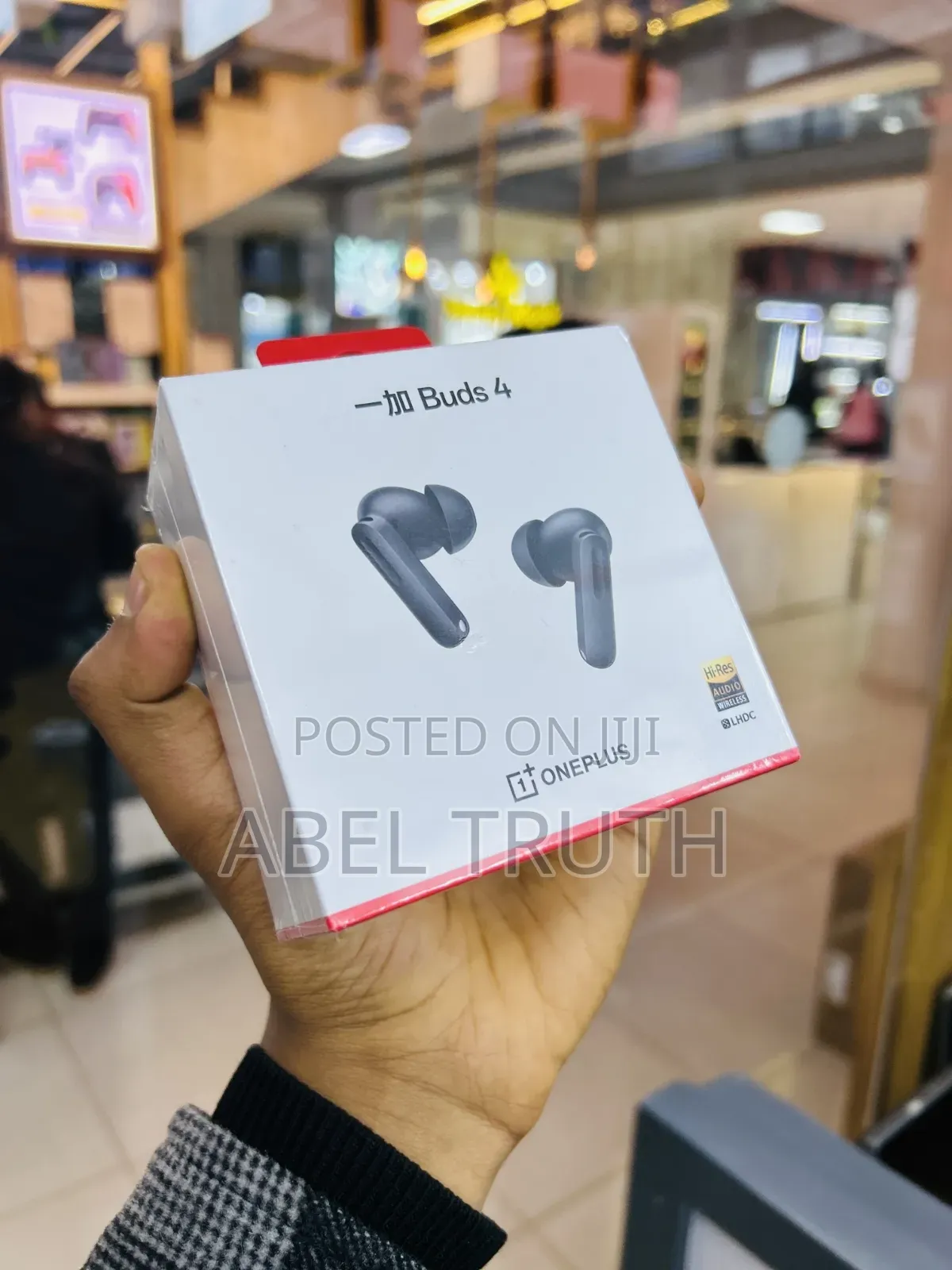 One Plus Buds 4
