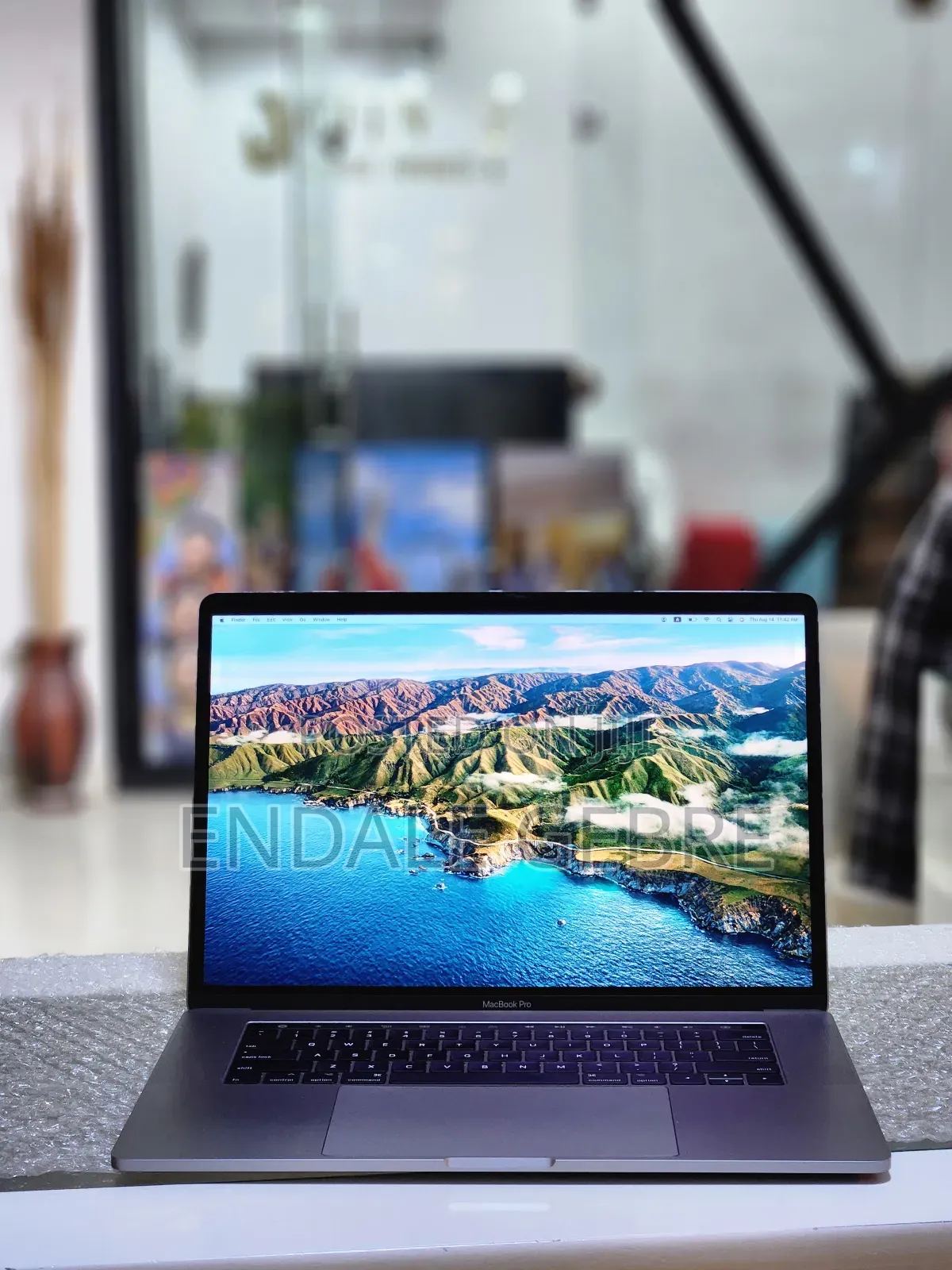 New Laptop Apple MacBook Pro 2017 16GB Intel Core I7 SSD 512GB