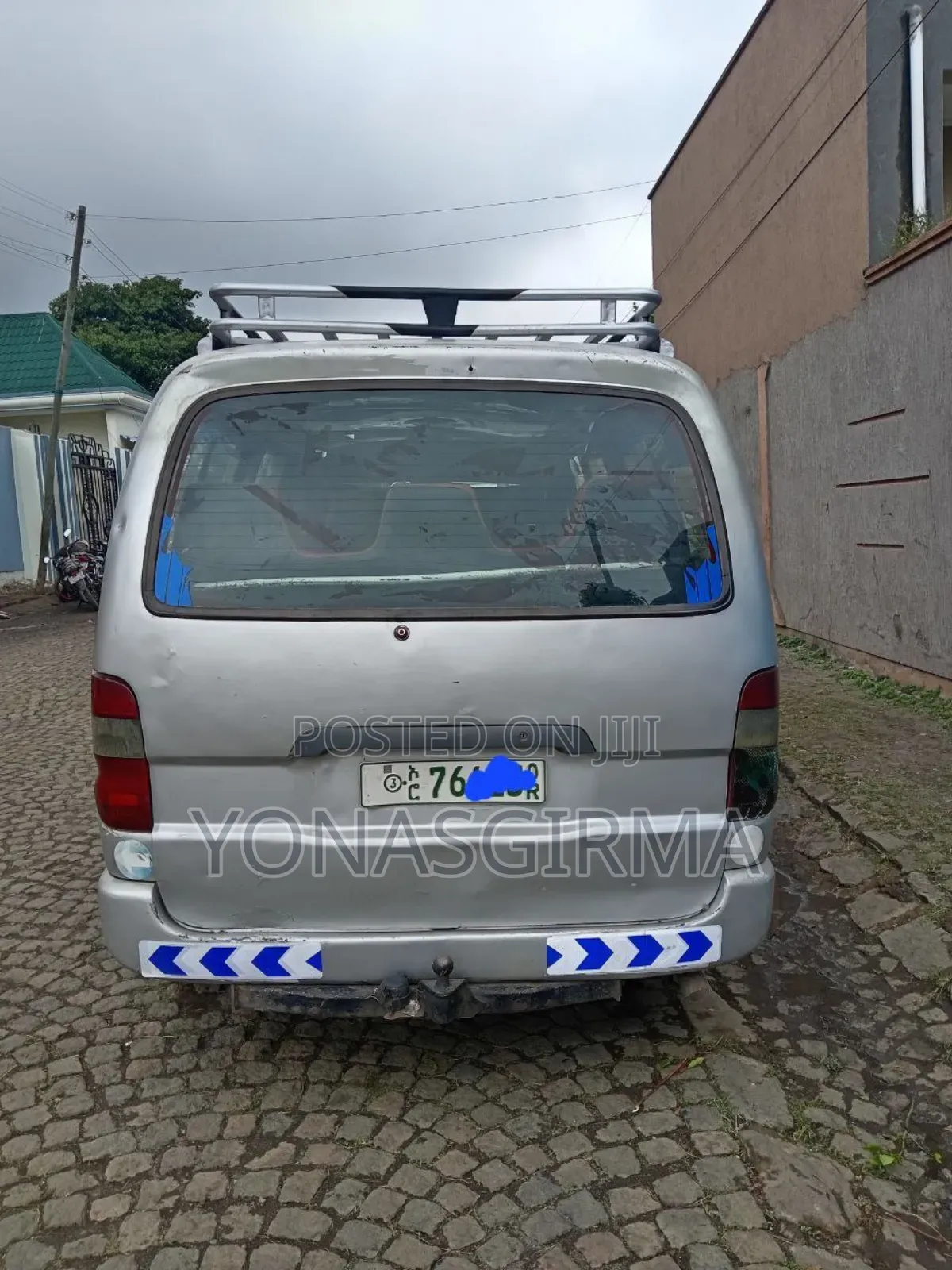 Toyota HiAce 2002 Silver
