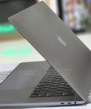 New Laptop Apple MacBook Pro 2017 4GB Intel Core I7 SSD 512GB