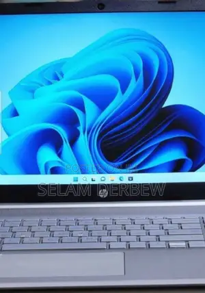 New Laptop HP Stream Notebook 16GB Intel Core I7 SSD 512GB