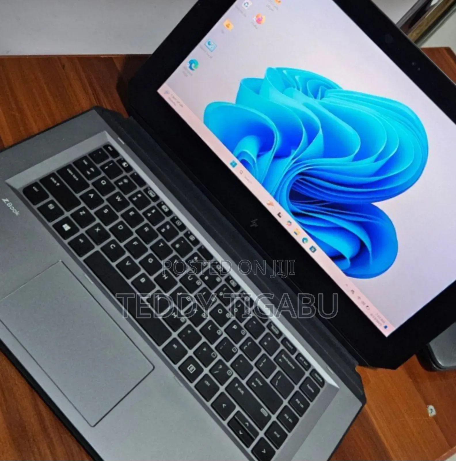 New Laptop HP 32GB Intel Core I7 SSD 512GB