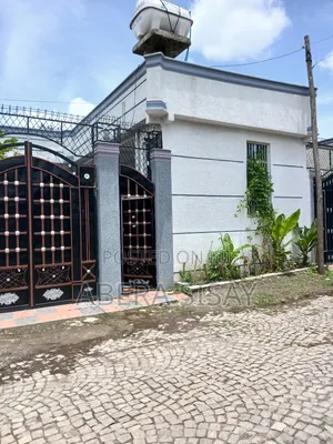 Photo - Furnished 4bdrm House in ዱከም, Oromia-Finfinne for sale