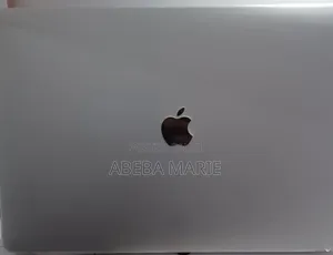 Photo - New Laptop Apple MacBook Pro 2018 32GB Intel Core I9 SSD 1T