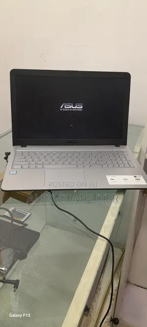 New Laptop Asus VivoBook 15 X505BA 4GB Intel Core I5 HDD 1T