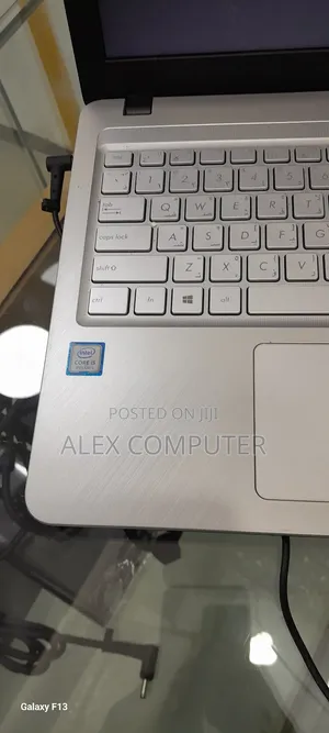 New Laptop Asus VivoBook 15 X505BA 4GB Intel Core I5 HDD 1T