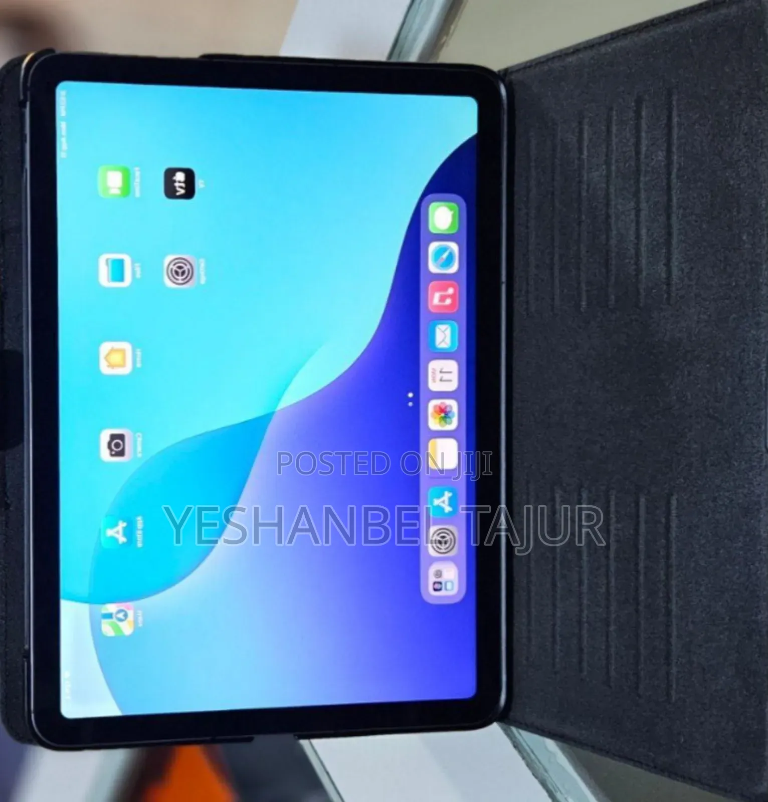 New Apple iPad Air 64 GB