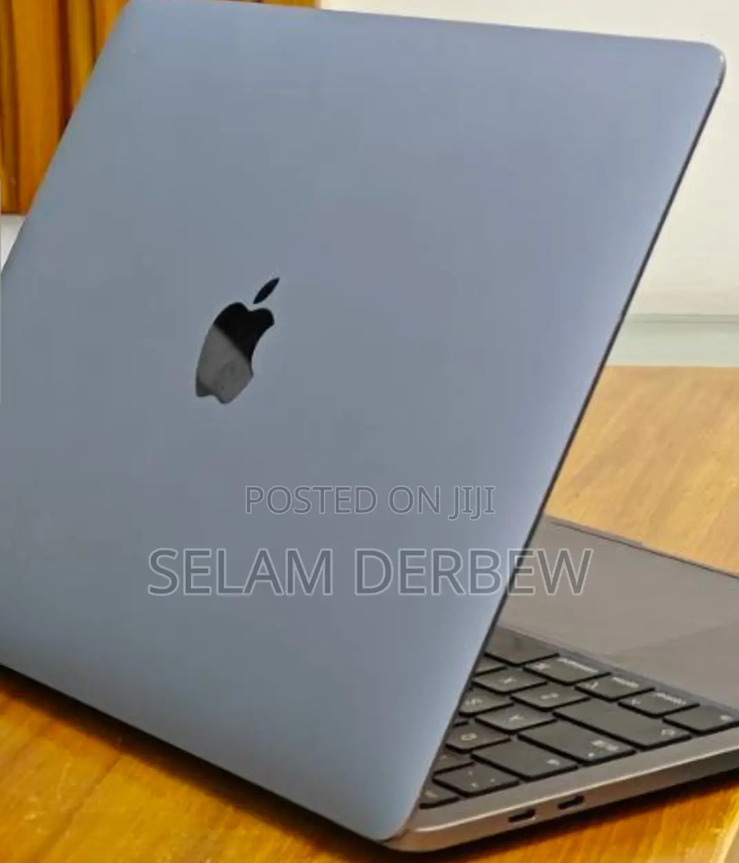 New Laptop Apple MacBook Pro 2020 8GB Intel Core I5 SSHD (Hybrid) 256GB
