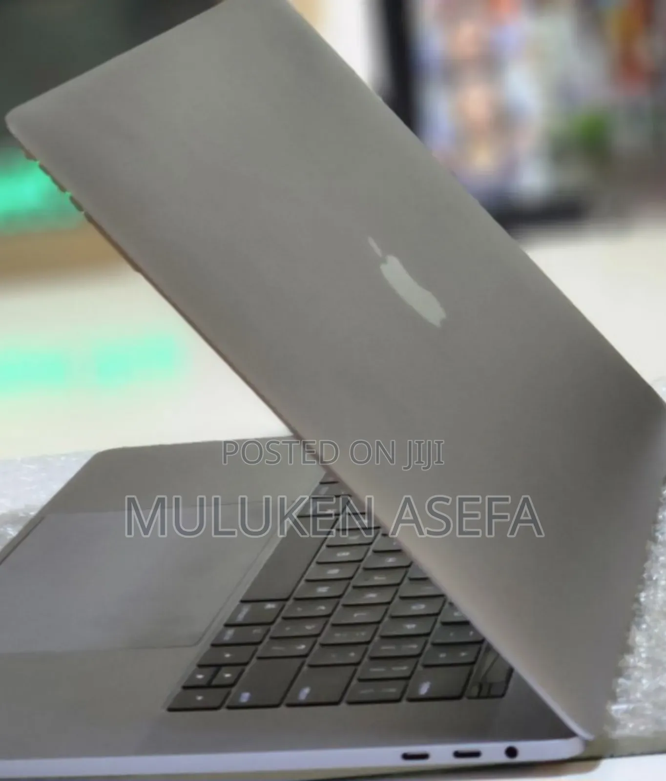 New Laptop Apple MacBook Pro 2017 16GB Intel Core I7 SSD 512GB