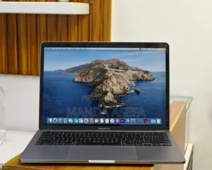 New Laptop Apple MacBook Pro 2020 8GB Intel Core I5 SSD 256GB