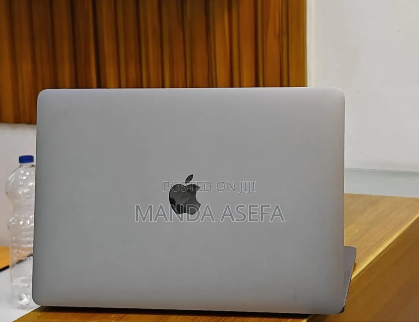 New Laptop Apple MacBook Pro 2020 8GB Intel Core I5 SSD 256GB