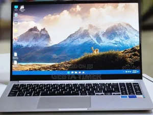 New Laptop Samsung Galaxy Book4 Pro 8GB Intel Core I5 SSD 256GB