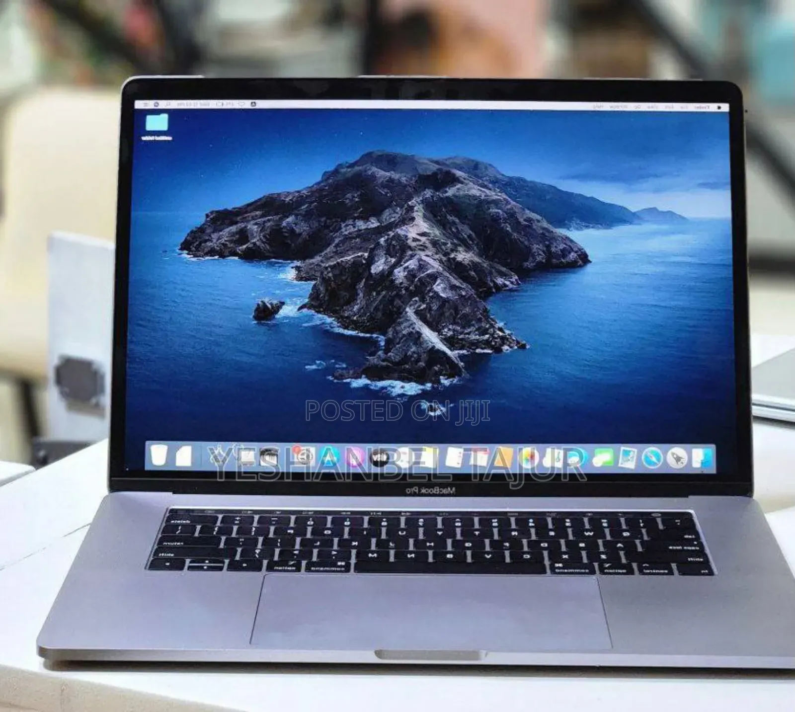 New Laptop Apple MacBook Pro 2019 32GB Intel Core I9 SSD 1T