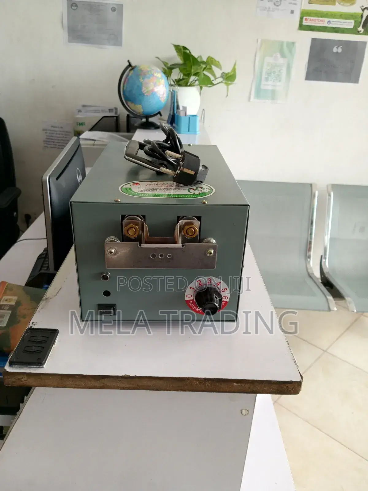 Debeaker for Poultry