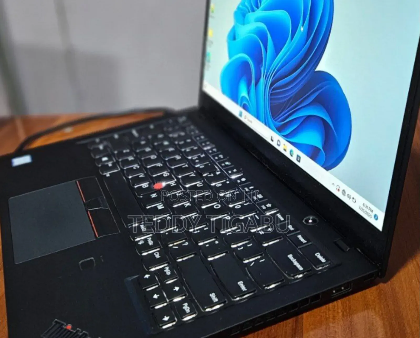 New Laptop Lenovo ThinkPad X1 Carbon 8GB Intel Core I5 SSD 512GB