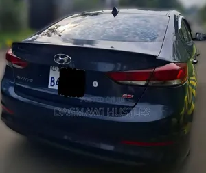 Hyundai Avante 2017 Blue