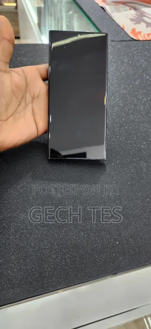 New Samsung Galaxy S23 Ultra 256 GB Black