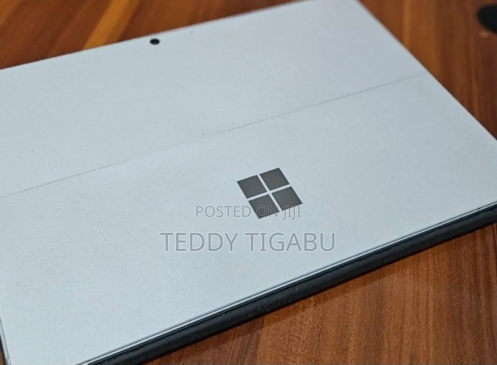 New Laptop Microsoft Surface Pro 7 8GB Intel Core I5 SSD 256GB