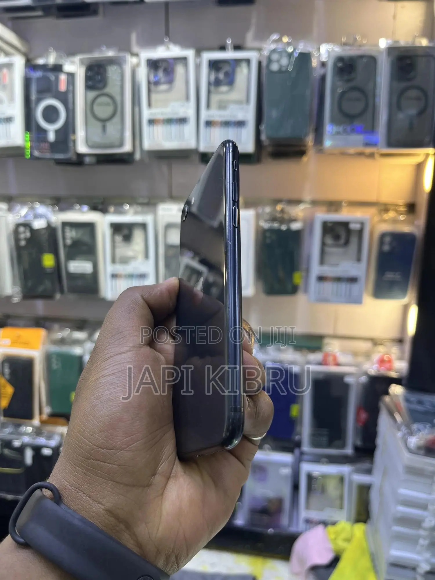 Apple iPhone SE (2020) 128 GB Black