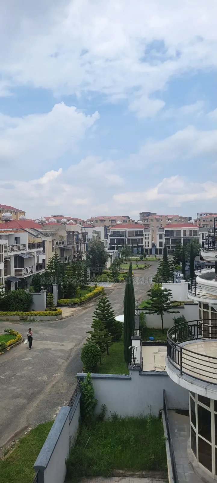 2bdrm Apartment in Hayat Near Sunshine, Bole for sale