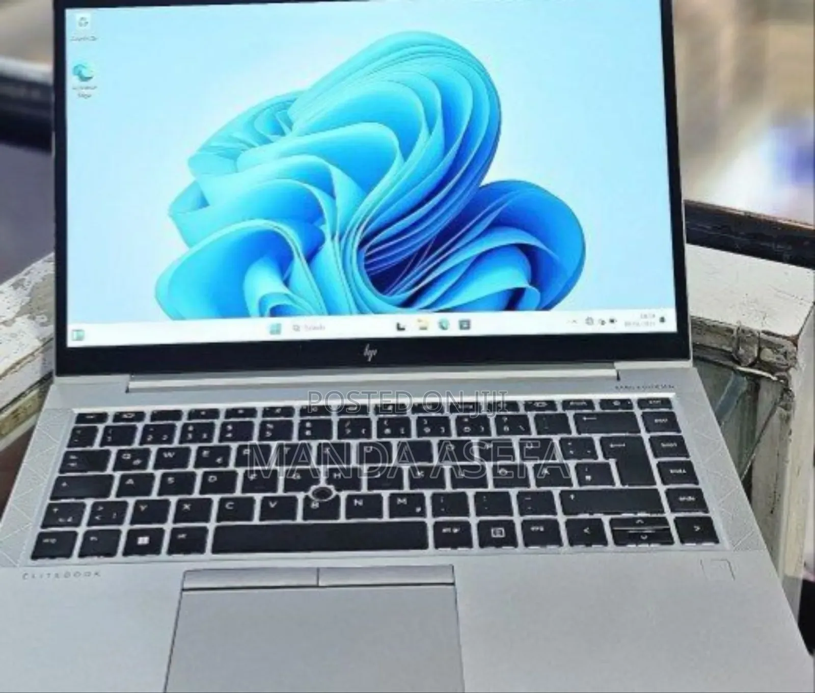 New Laptop HP EliteBook 840 G8 16GB Intel Core I5 SSD 512GB