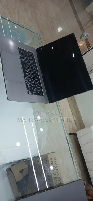 New Laptop Apple MacBook Pro 2019 32GB Intel Core I9 SSD 2T