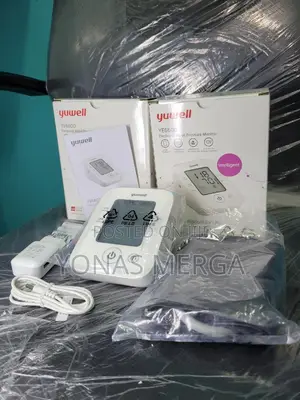 Photo - Blood Pressure Monitor#㽣bpm==Intuitive Interface for Easy Operation