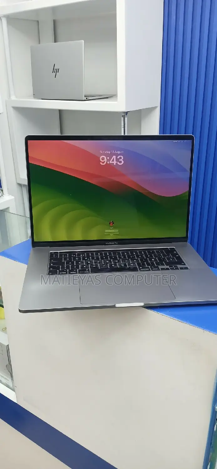 New Laptop Apple MacBook Pro 2019 32GB Intel Core I9 SSD 2T