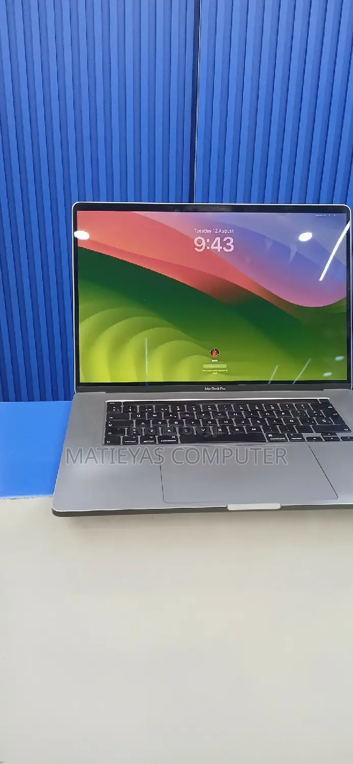 New Laptop Apple MacBook Pro 2019 32GB Intel Core I9 SSD 2T