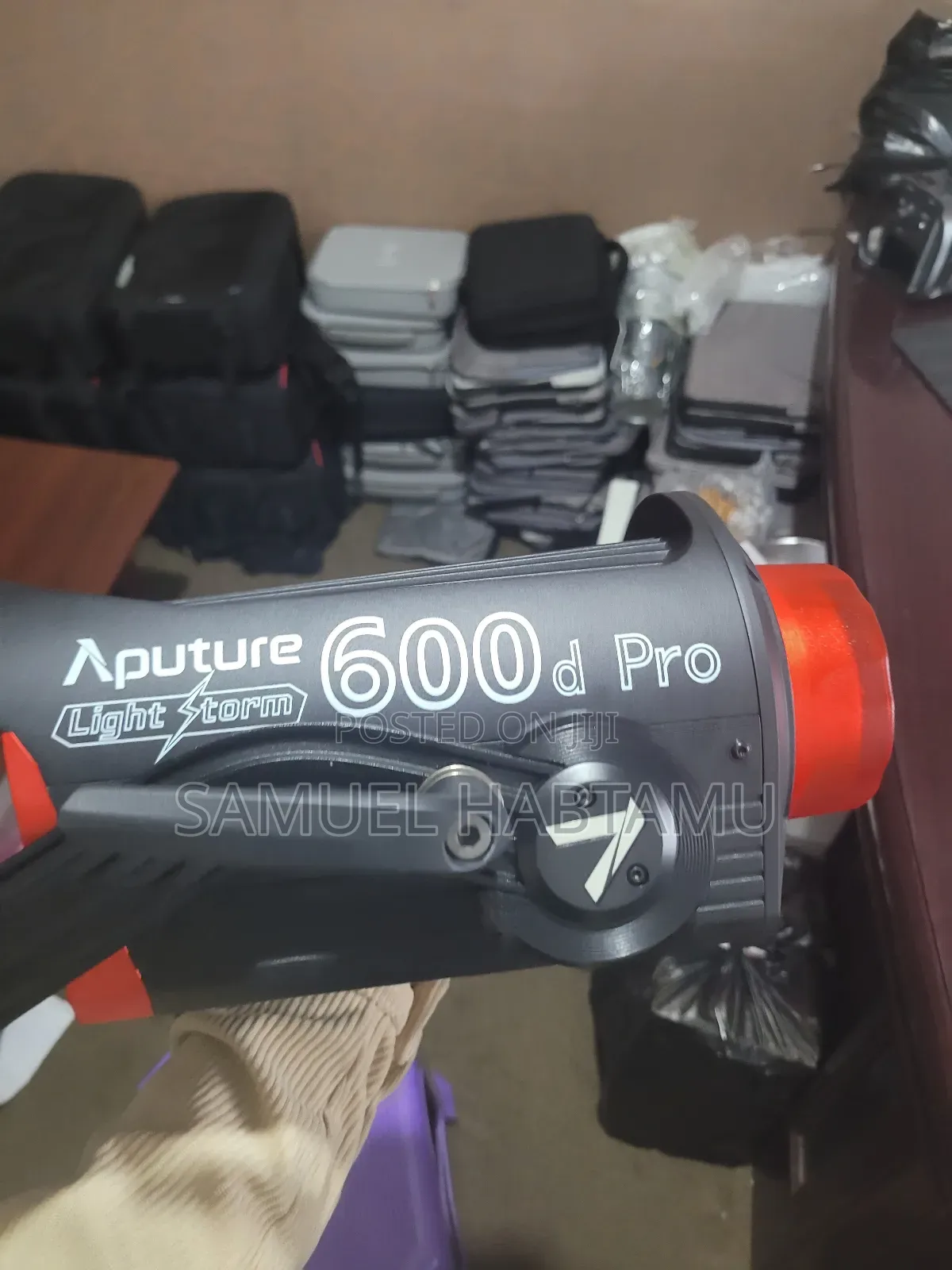Aputure 600d Pro Light
