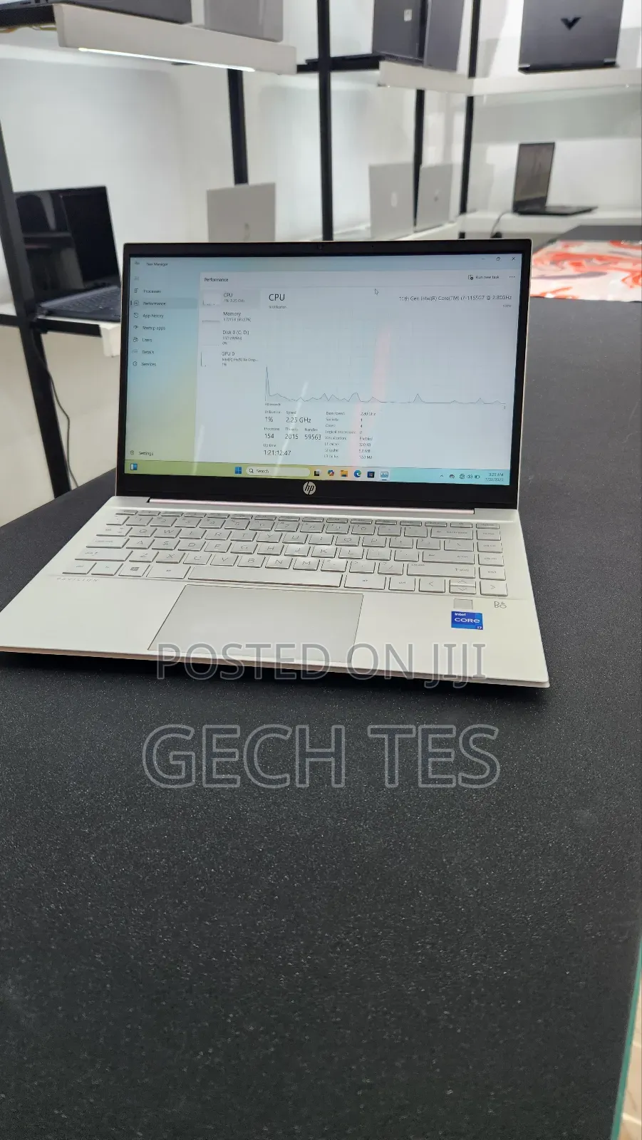 New Laptop HP 14-Dq1025cl 16GB Intel Core I7 SSD 512GB