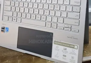 New Laptop Asus Zenbook 14 UX434 16GB Intel Core I7 SSD 1T