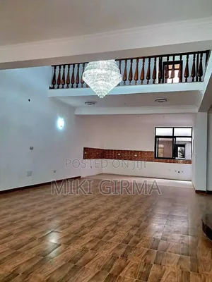 6bdrm Townhouse/Terrace in አያት, Bole for sale