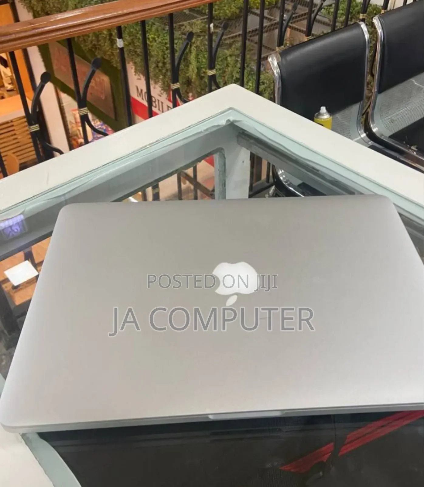 New Laptop Apple MacBook Pro 2015 8GB Intel Core I5 SSD 128GB