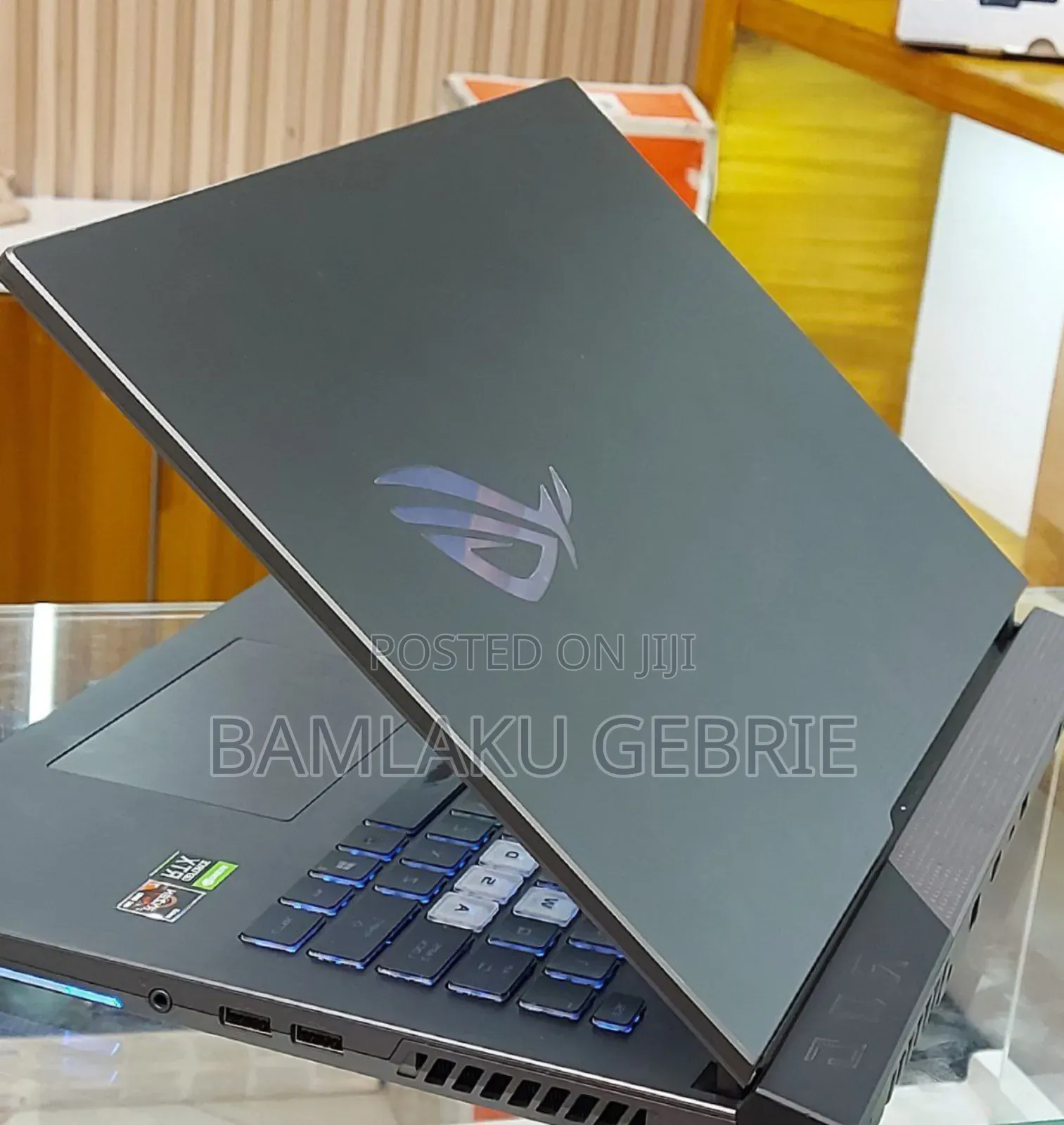 New Laptop Asus ROG Strix G15 16GB AMD Ryzen 7 SSD 1T