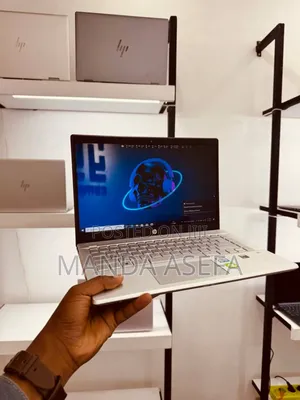 New Laptop HP Pavilion 14 8GB Intel Core I5 SSD 256GB