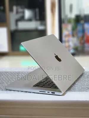 New Laptop Apple MacBook Pro 2021 M1 32GB Apple M1 Pro SSD 512GB