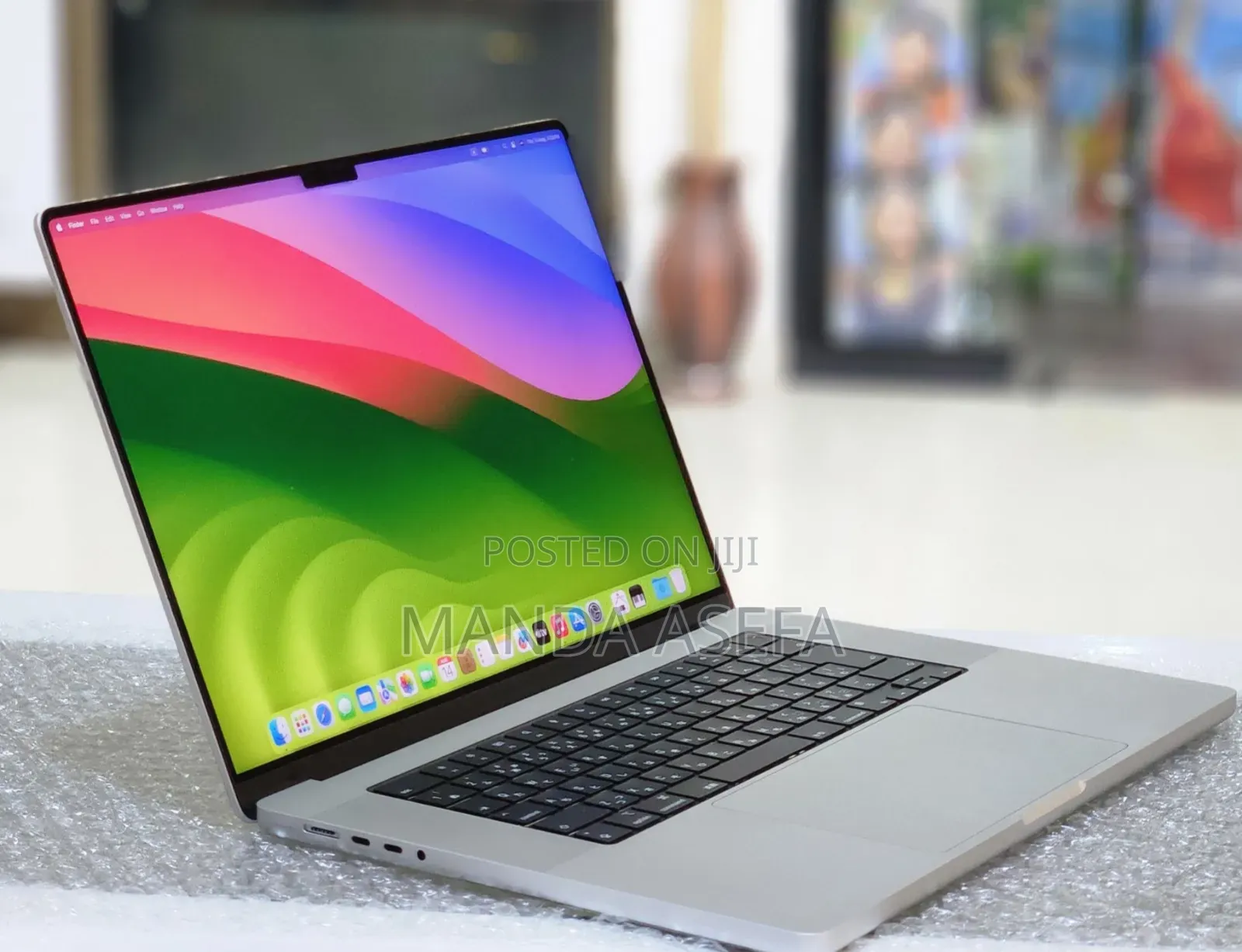 New Laptop Apple MacBook Pro M1 16GB Apple M1 Pro SSD 1T