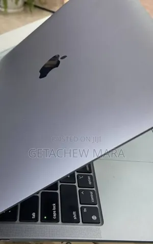 New Laptop Apple MacBook 2010 8GB Intel Core I5 SSD 256GB