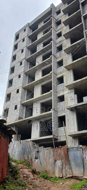 Photo - መገናኛ ቶፕ ቪው ላይ ዳንጎቴ ሰፈር ላይ ሙሉ ከተማውን እያዩ የሚኖሩበት